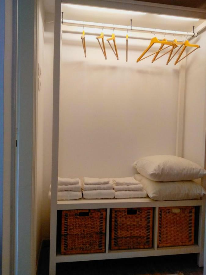 White Tundra Studio Atenas Exterior foto